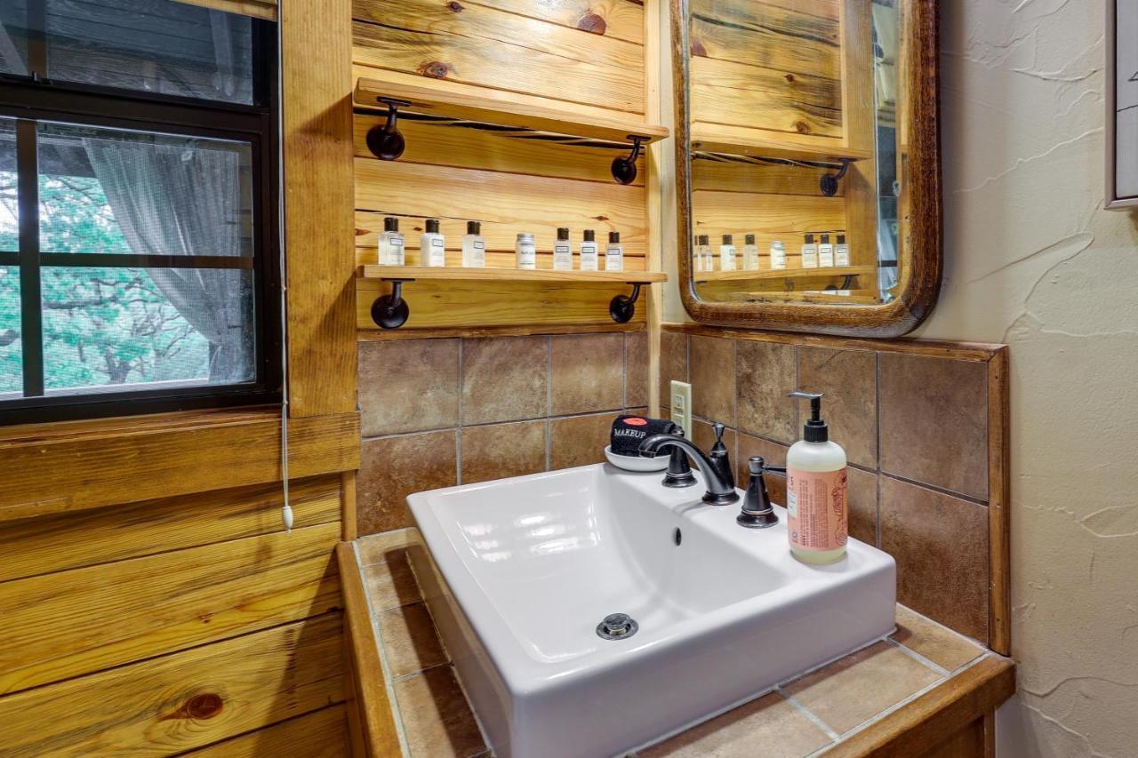 Beaver Lake Vacation Rental With Private Hot Tub! Eureka Springs Exterior photo